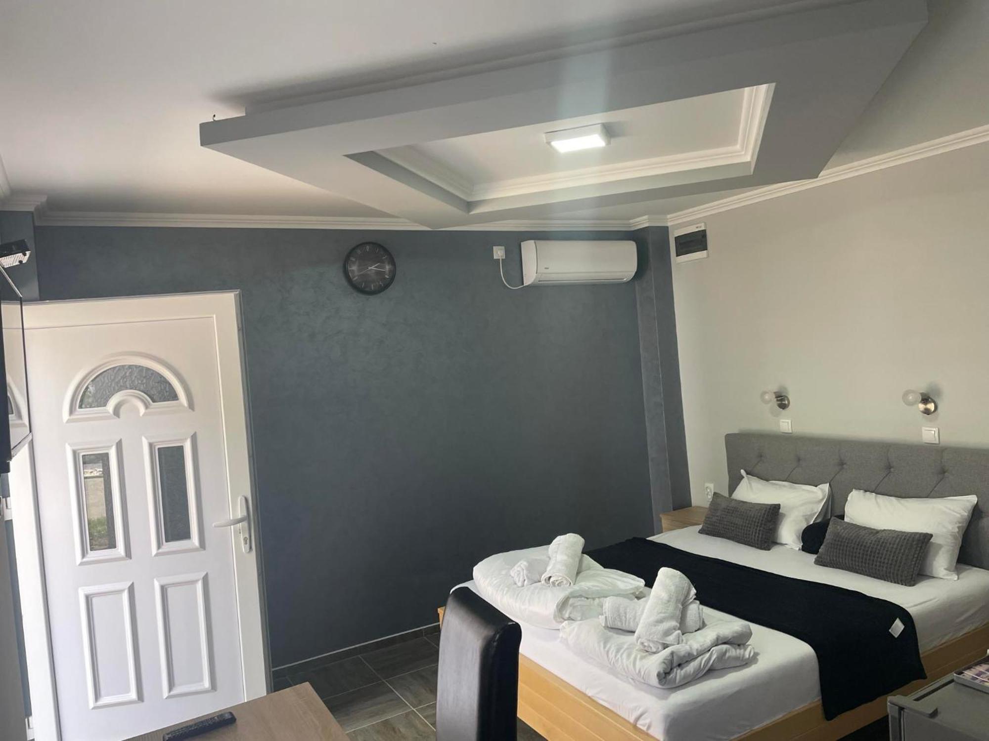 Feher Akac Guest House Palić Eksteriør billede